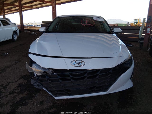 5NPLS4AG5MH007240 Hyundai ELANTRA SEL