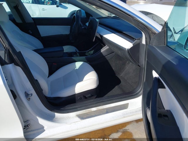 Aukcja sprzedaży 2020 Tesla Model 3 Standard Range Plus Rear-wheel Drive/standard Range Rear-wheel Drive, vin: 5YJ3E1EAXLF710079, numer aukcji: 44623731