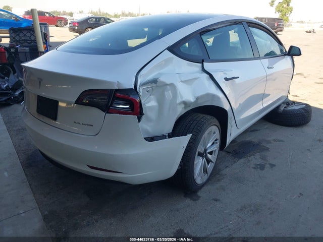 44623786 :رقم المزاد ، 5YJ3E1EB5MF070132 vin ، 2021 Tesla Model 3 Long Range Dual Motor All-wheel Drive مزاد بيع