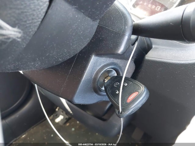 44623794 :رقم المزاد ، 1C4NJCEA2HD117086 vin ، 2017 Jeep Compass Latitude Fwd مزاد بيع