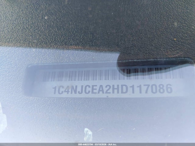 44623794 :رقم المزاد ، 1C4NJCEA2HD117086 vin ، 2017 Jeep Compass Latitude Fwd مزاد بيع