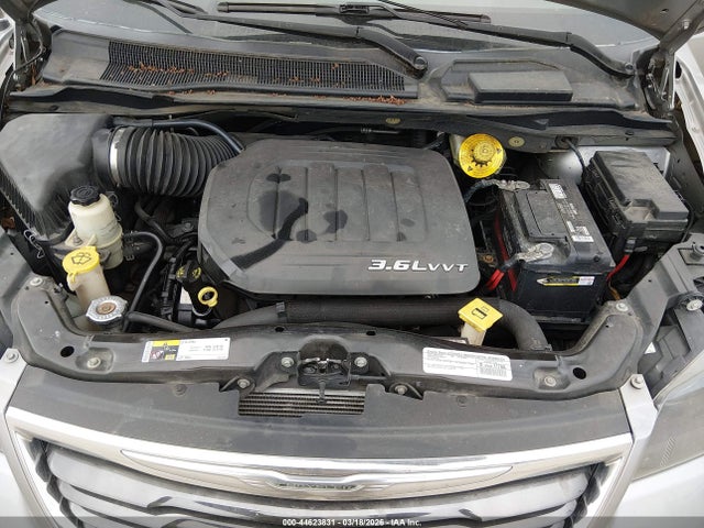 Aukcja sprzedaży 2015 Chrysler Town & Country S, vin: 2C4RC1HG3FR628087, numer aukcji: 44623831