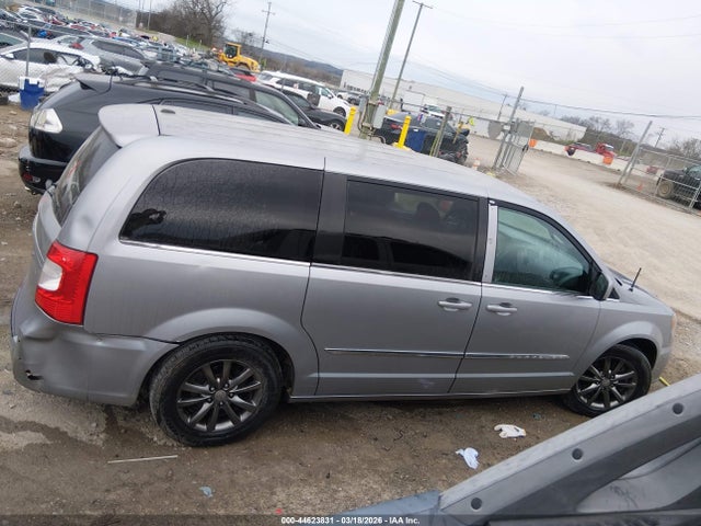 Aukcja sprzedaży 2015 Chrysler Town & Country S, vin: 2C4RC1HG3FR628087, numer aukcji: 44623831