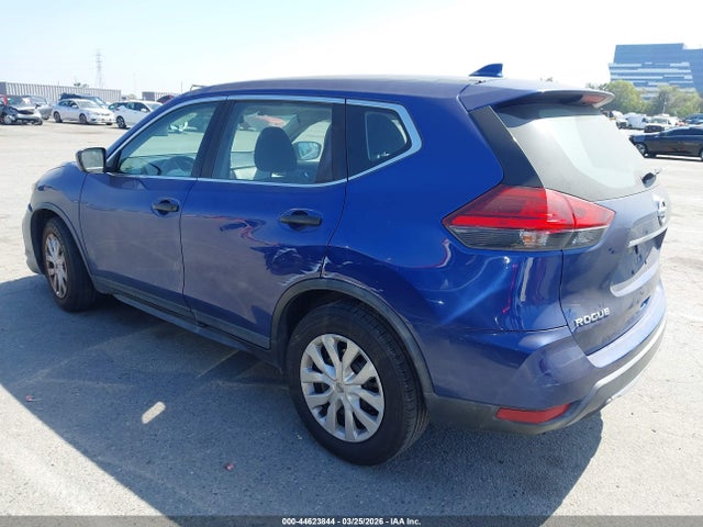 Nissan ROGUE S 2017 KNMAT2MT5HP570607 Image 3