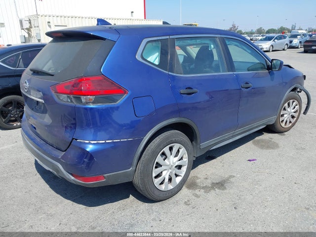 Nissan ROGUE S 2017 KNMAT2MT5HP570607 Image 4