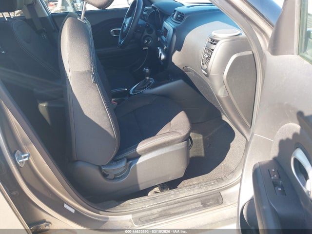 KIA Soul 2016 KNDJN2A29G7351329 Image 5