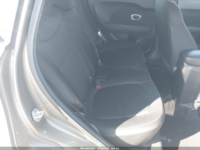 KIA Soul 2016 KNDJN2A29G7351329 Image 8
