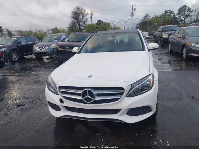 2015 Mercedes-benz C 300 4matic მანქანა იყიდება აუქციონზე, vin: 55SWF4KB3FU080465, აუქციონის ნომერი: 44623894
