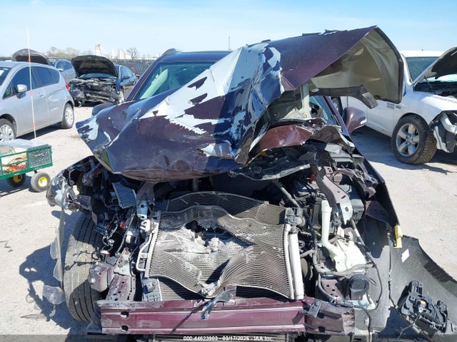 44623903 :رقم المزاد ، KL4CJCSB7HB079641 vin ، 2017 Buick Encore Essence مزاد بيع