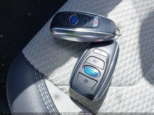 44623905 :رقم المزاد ، JF2SKAFC1MH569586 vin ، 2021 Subaru Forester Premium مزاد بيع