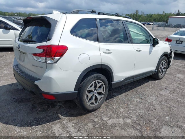 44623905 :رقم المزاد ، JF2SKAFC1MH569586 vin ، 2021 Subaru Forester Premium مزاد بيع