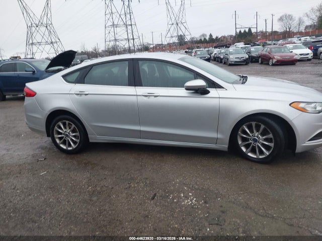 Ford FUSION SE 2017 3FA6P0H70HR260178 Image 14