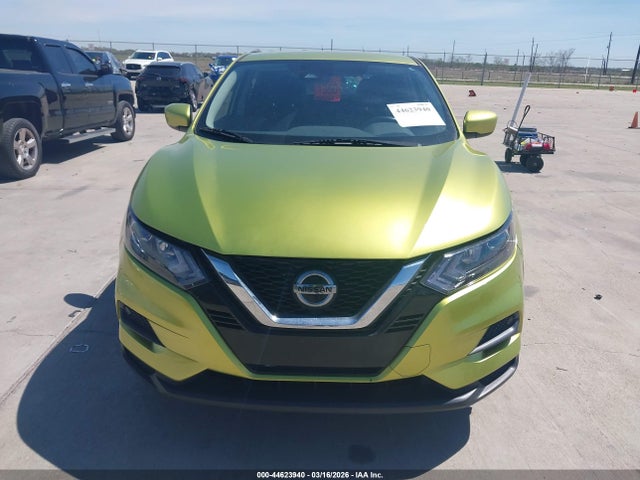 JN1BJ1CV4LW257184 Nissan Rogue Sport S Fwd Xtronic Cvt