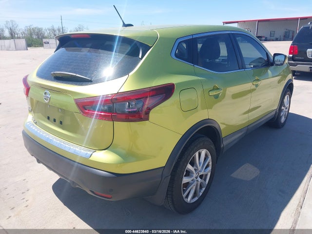 JN1BJ1CV4LW257184 Nissan Rogue Sport S Fwd Xtronic Cvt