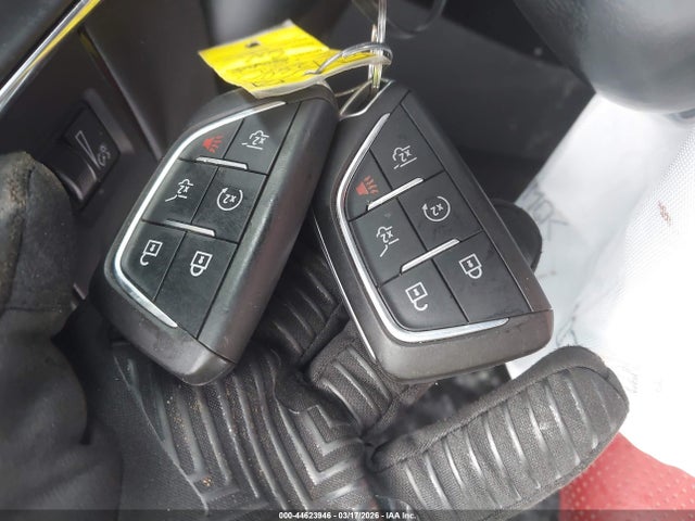 Продажа на аукционе авто 2021 Cadillac Escalade Esv 4wd Sport, vin: 1GYS4NKL1MR440726, номер лота: 44623946
