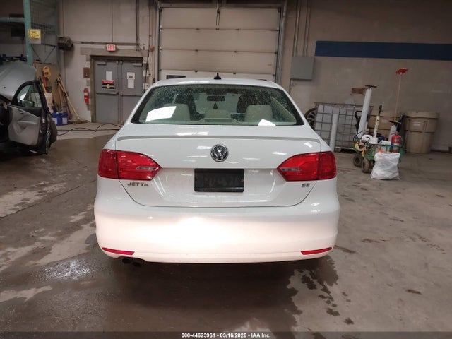 Продаж на аукціоні авто 2014 Volkswagen Jetta 1.8t Se, vin: 3VWB17AJ0EM406710, номер лоту: 44623961