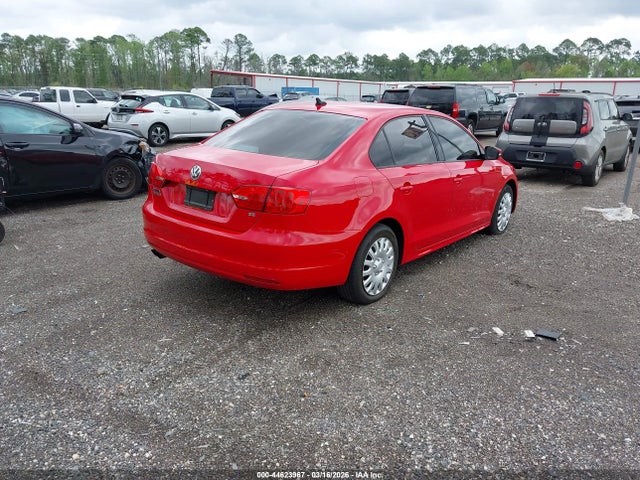 44623967 :رقم المزاد ، 3VWD17AJ6EM405716 vin ، 2014 Volkswagen Jetta 1.8t Se مزاد بيع