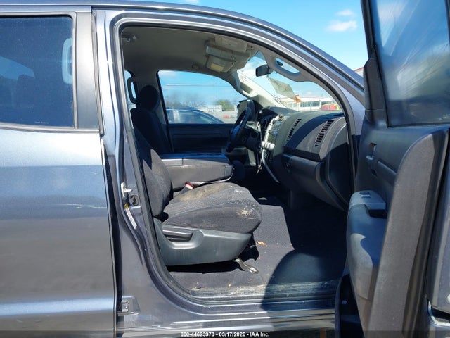 44623973 :رقم المزاد ، 5TFRT54128X024107 vin ، 2008 Toyota Tundra Base 4.7l V8 مزاد بيع