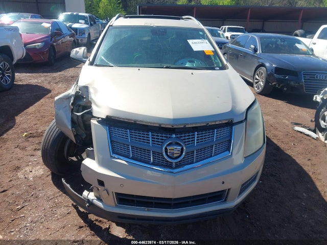 44623974 :رقم المزاد ، 3GYFNAEY9BS635787 vin ، 2011 Cadillac Srx Luxury Collection مزاد بيع