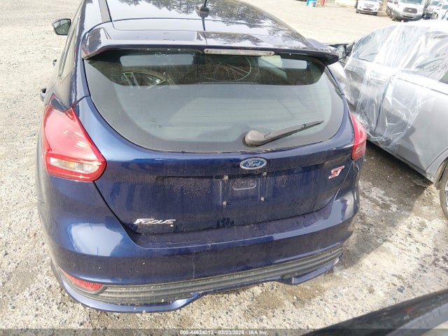 Ford FOCUS ST 2017 1FADP3L96HL206528 Image 17