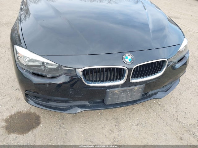 2016 BMW 320I WBA8A9C56GK616616 Photo 5