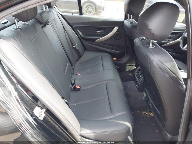 2016 BMW 320I WBA8A9C56GK616616 Photo 7