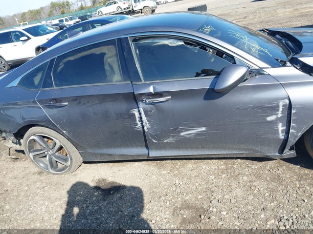44624038 :رقم المزاد ، 1HGCV1F31JA240516 vin ، 2018 Honda Accord Sport مزاد بيع