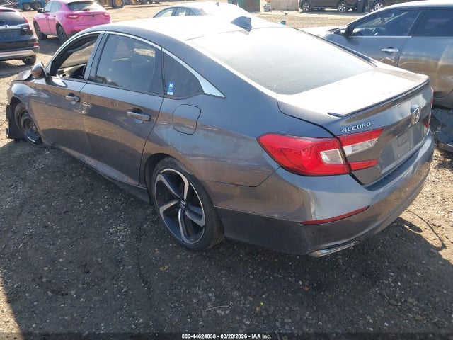 44624038 :رقم المزاد ، 1HGCV1F31JA240516 vin ، 2018 Honda Accord Sport مزاد بيع