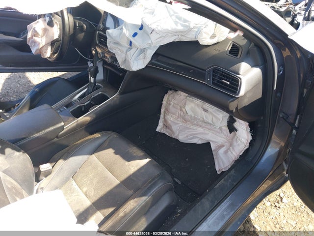 44624038 :رقم المزاد ، 1HGCV1F31JA240516 vin ، 2018 Honda Accord Sport مزاد بيع