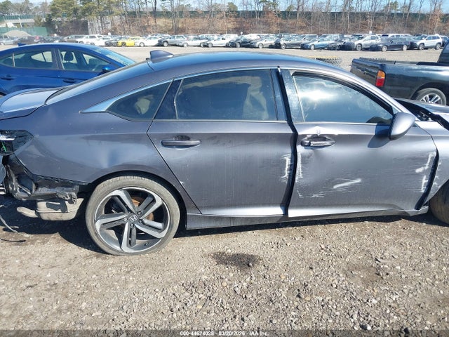 44624038 :رقم المزاد ، 1HGCV1F31JA240516 vin ، 2018 Honda Accord Sport مزاد بيع