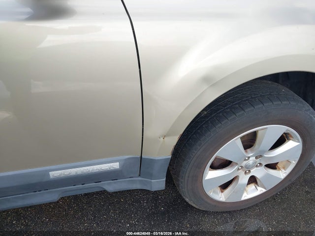 Продажа на аукционе авто 2010 Subaru Outback 2.5i Limited, vin: 4S4BRCKC3A3310887, номер лота: 44624048