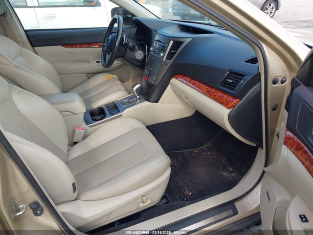 2010 SUBARU OUTBACK 4S4BRCKC3A3310887 Photo 4