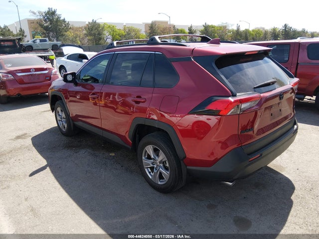 2023 TOYOTA RAV4 2T3W1RFV1PW297851 Photo 2