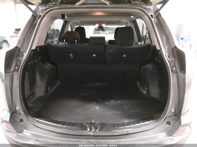 Продажа на аукционе авто 2018 Toyota Rav4 Xle, vin: 2T3RFREV9JW816202, номер лота: 44624060