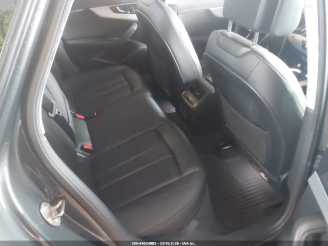 Aukcja sprzedaży 2017 Audi A4 2.0t Premium, vin: WAUANAF41HN006519, numer aukcji: 44624063