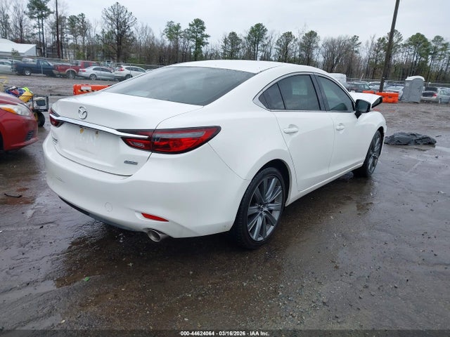 2018 MAZDA MAZDA6 JM1GL1VM4J1322773 Photo 3