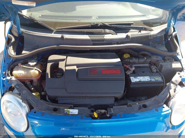 2015 FIAT 500 3C3CFFAR0FT609939 Photo 9