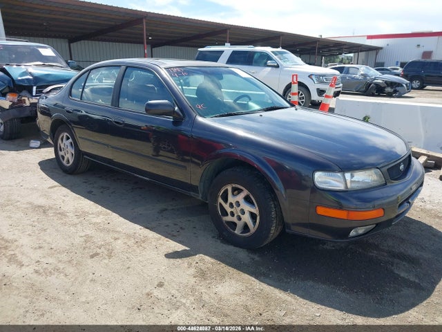 44624087 :رقم المزاد ، JN1CA21D1TT717052 vin ، 1996 Nissan Maxima Gle/gxe/se مزاد بيع