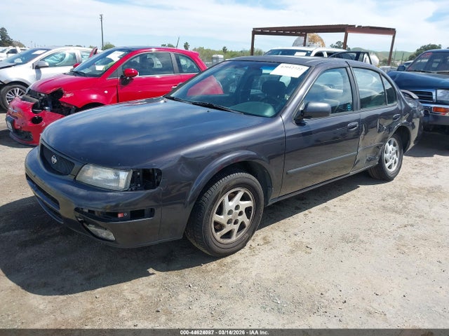 44624087 :رقم المزاد ، JN1CA21D1TT717052 vin ، 1996 Nissan Maxima Gle/gxe/se مزاد بيع