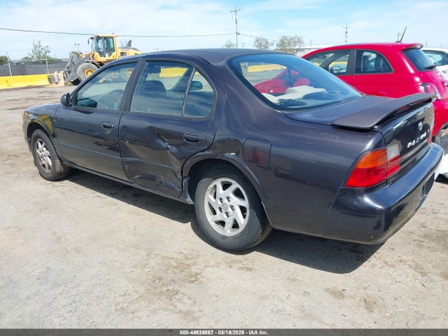 44624087 :رقم المزاد ، JN1CA21D1TT717052 vin ، 1996 Nissan Maxima Gle/gxe/se مزاد بيع