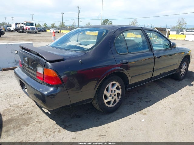 44624087 :رقم المزاد ، JN1CA21D1TT717052 vin ، 1996 Nissan Maxima Gle/gxe/se مزاد بيع