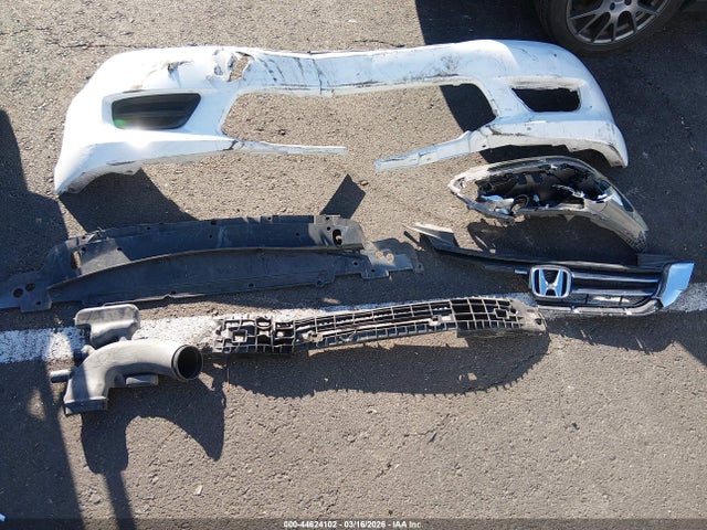 2015 Honda Accord Lx მანქანა იყიდება აუქციონზე, vin: 1HGCR2F32FA106017, აუქციონის ნომერი: 44624102