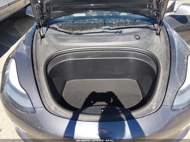 Продаж на аукціоні авто 2018 Tesla Model 3 Long Range/performance, vin: 5YJ3E1EB2JF119329, номер лоту: 44624141