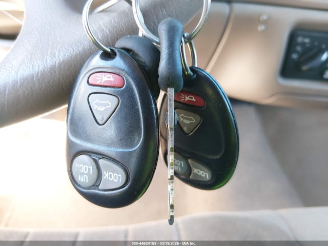 44624153 :رقم المزاد ، 2G4WS52JX31281980 vin ، 2003 Buick Century Custom مزاد بيع