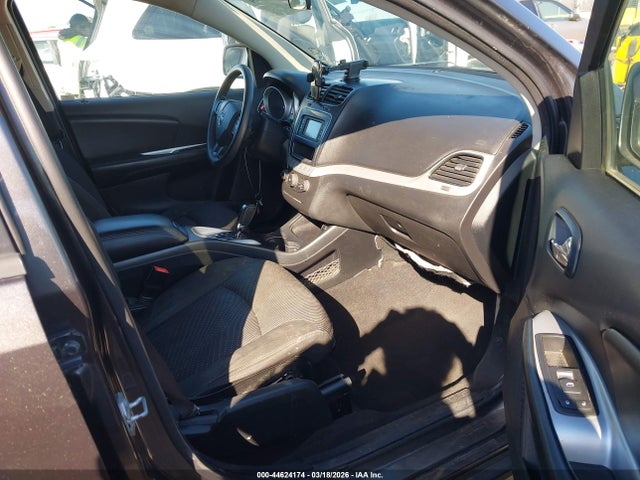 44624174 :رقم المزاد ، 3C4PDCBG5FT734112 vin ، 2015 Dodge Journey Sxt مزاد بيع