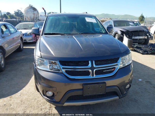 44624174 :رقم المزاد ، 3C4PDCBG5FT734112 vin ، 2015 Dodge Journey Sxt مزاد بيع