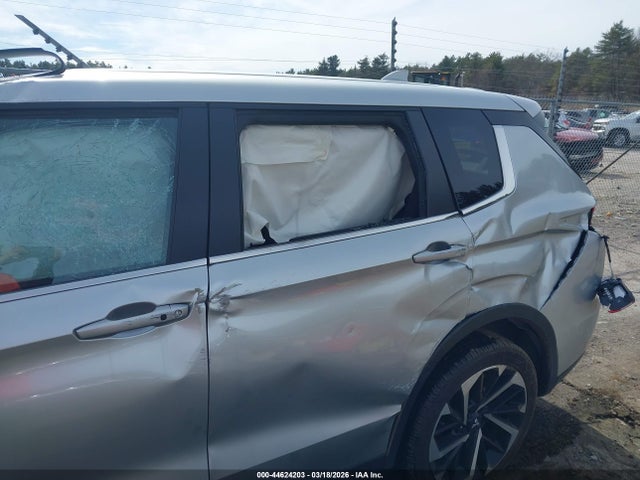 JA4J4VA89RZ047945 Mitsubishi Outlander Se 2.5 S-awc