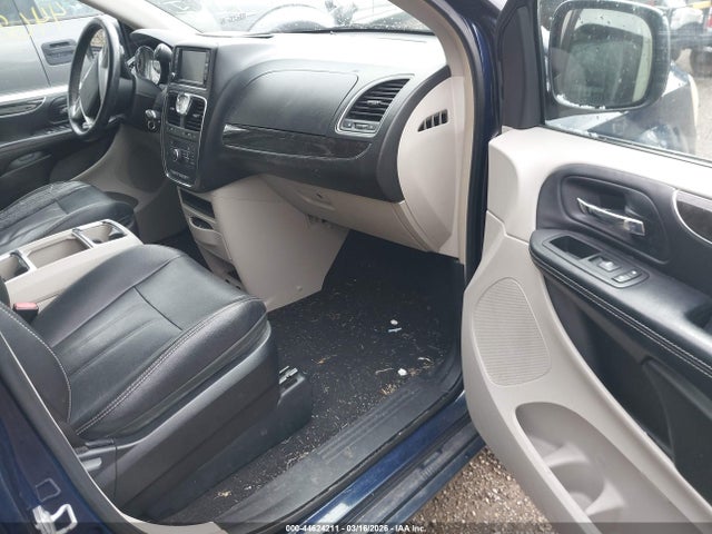 2014 Chrysler Town & Country Touring მანქანა იყიდება აუქციონზე, vin: 2C4RC1BG4ER211049, აუქციონის ნომერი: 44624211