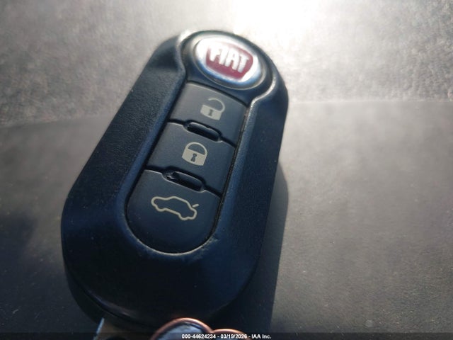 2015 FIAT 500L ZFBCFADH8FZ031523 Photo 10