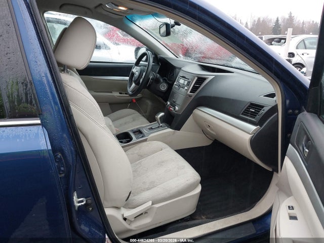 Продаж на аукціоні авто 2011 Subaru Outback 2.5i Premium, vin: 4S4BRCCC8B3369756, номер лоту: 44624265